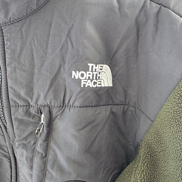 The North Face Men's Green and Dark Gray Polartec Fleece Jacket - Picture 3 of 4